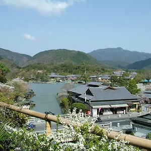 渡月亭 3* 京都市